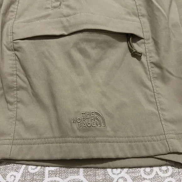 mens the north face shorts sz small new - Picture 2 of 5